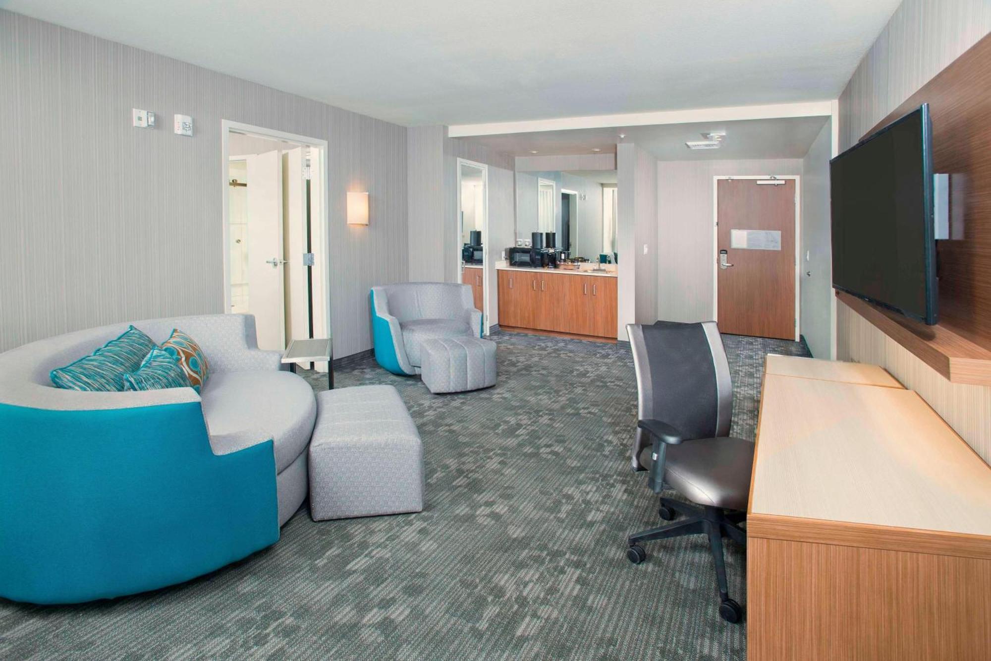 Hotel Courtyard By Marriott 3*